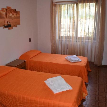Casa Vacanze Ester Brenzone sul Garda Kültér fotó